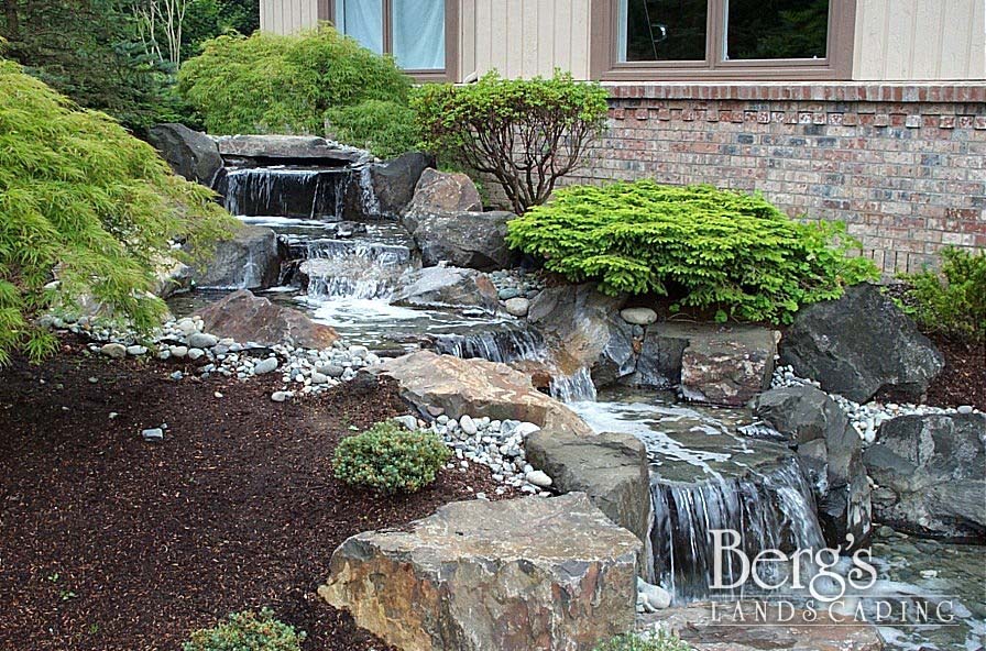 Berg's Landscaping | Water Elements